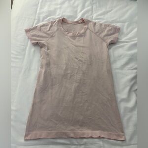 Lululemon Swiftly Tech Short Sleeve Top